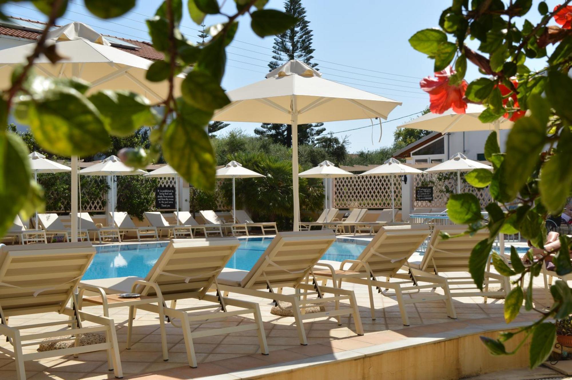 Konstantina Apartments กาวอส ภายนอก รูปภาพ