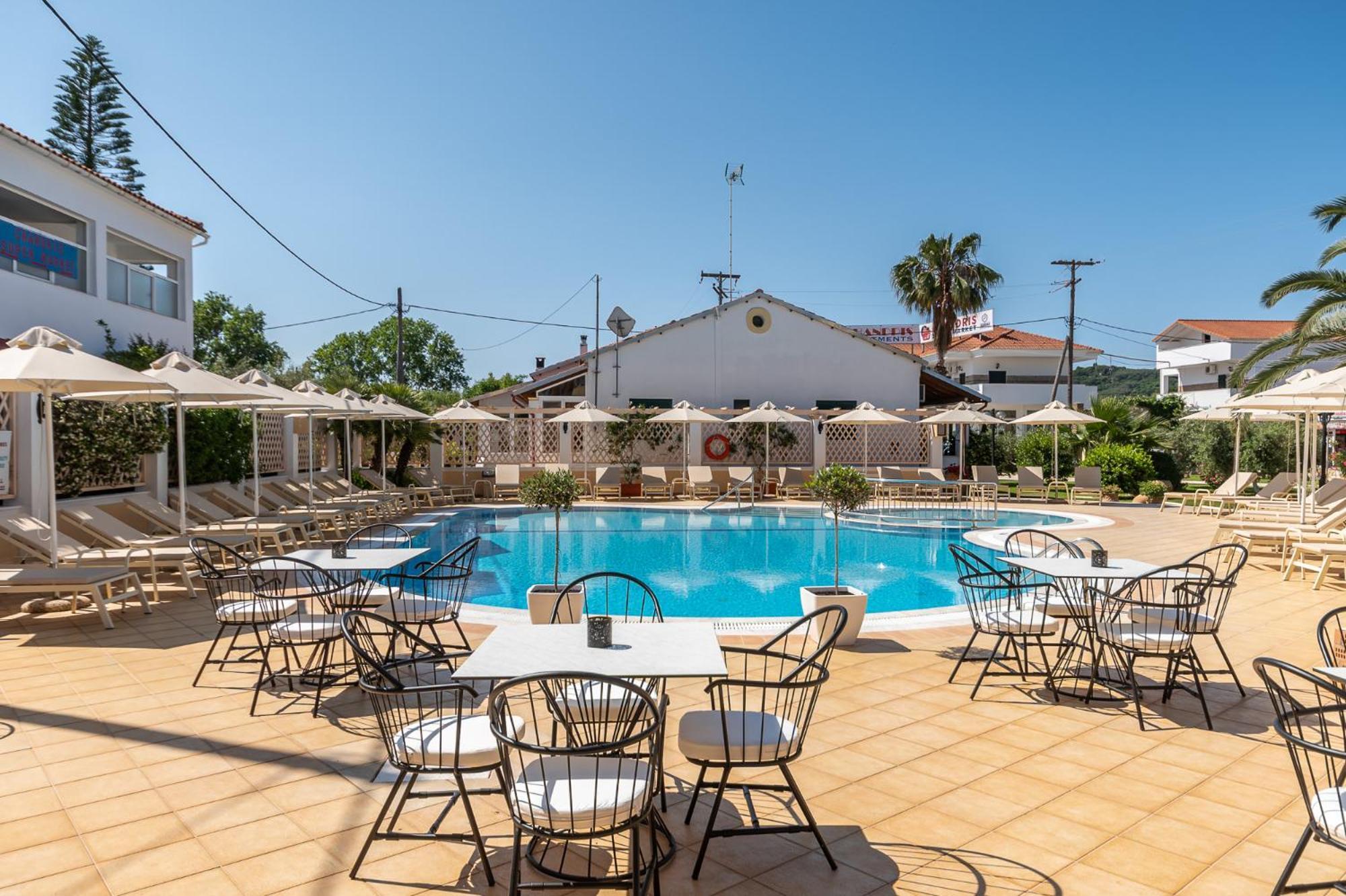 Konstantina Apartments กาวอส ภายนอก รูปภาพ