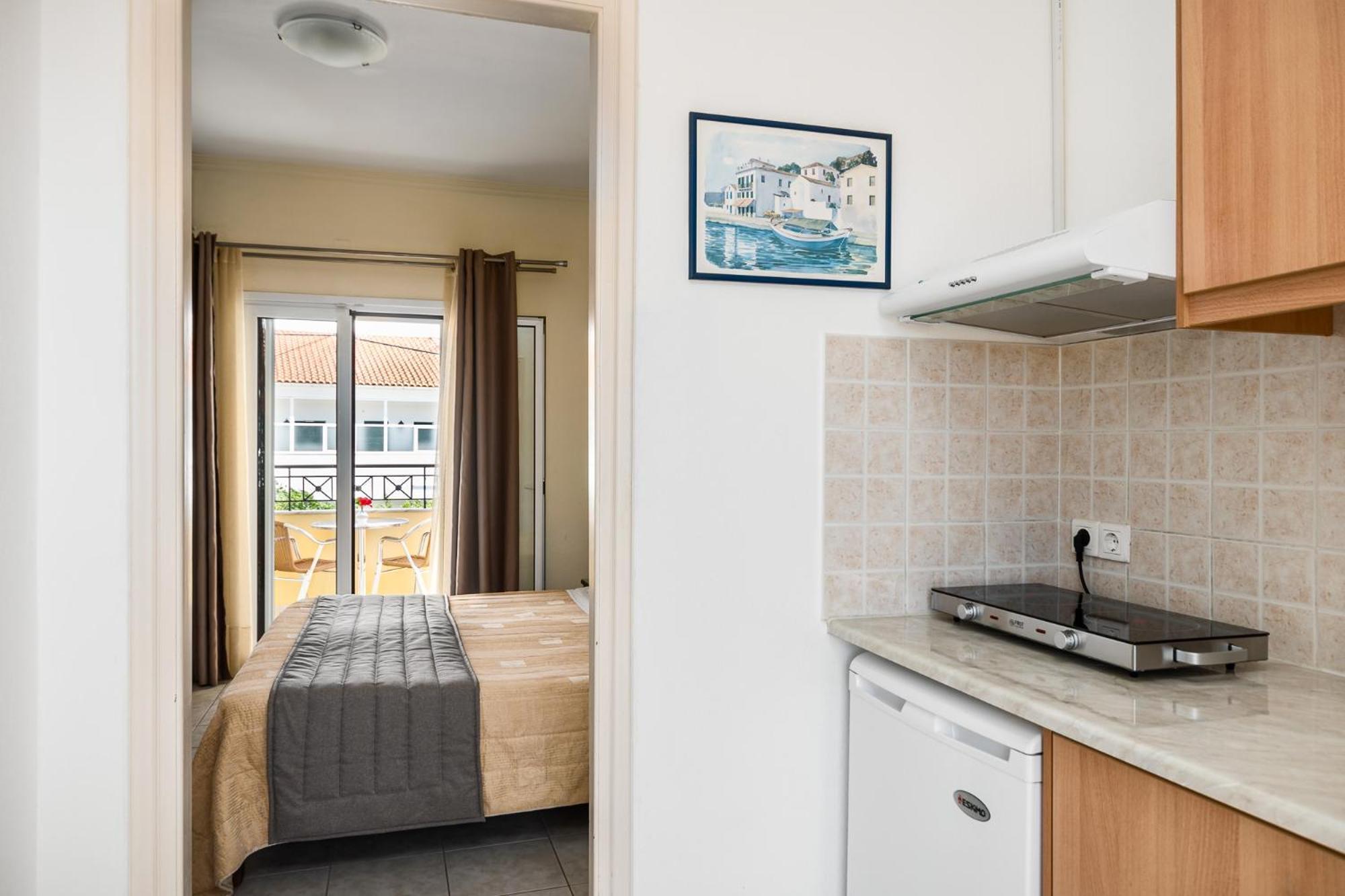 Konstantina Apartments กาวอส ภายนอก รูปภาพ